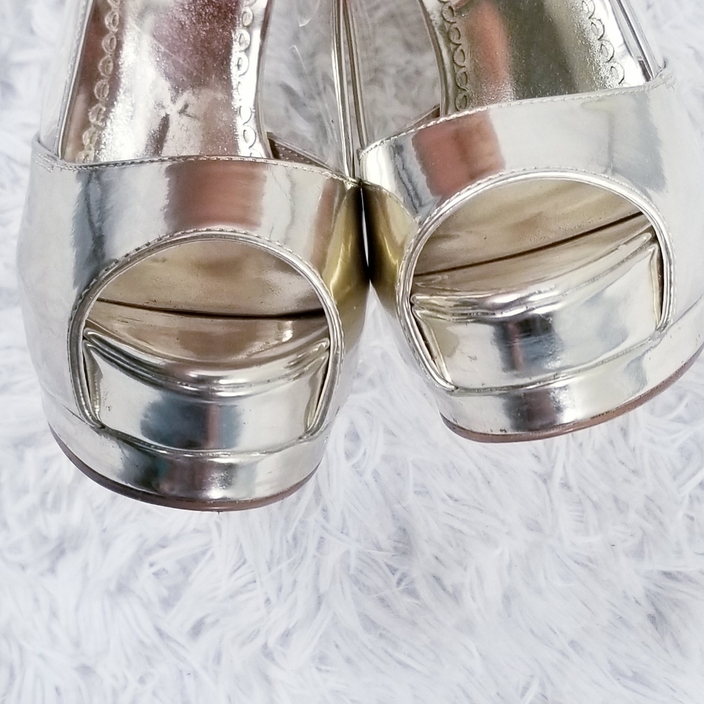 metallic peep toe heels
